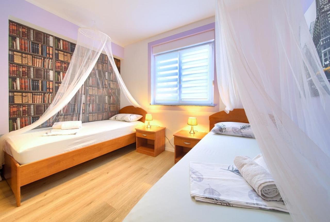 Apartman Bor Krk Krk Town Exteriör bild